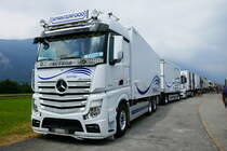 MB Actros von Sprinterfood am 24.6.17 am Trucker Festival in Interlaken.