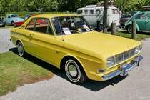 Ford Taunus 15m Coupé auf dem Oldtimer-Treffen an der Rennbahn in Krefeld, 8.5.16