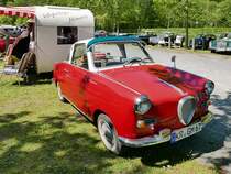 Noch ein Goggomobil mit Wohnwagen auf dem Oldtimer-Treffen an der Rennbahn in Krefeld, 8.5.16