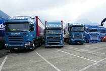Ein Scania, Ein Volvo und ein MB von Planzer und 2 Scania von Brühlmann am 24.6.17 am Trucker Festival in Interlaken.
