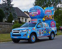 Isuzu D-Max, als Werbefahrzeug in der Caravane du Tour auf den Straßen durch Luxemburg unterwegs.  03.07.2017