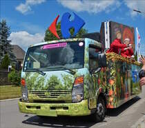 Nissan Cabstar F 24,als Werbefahrzeug in der Caravane du Tour auf den Straßen durch Luxemburg unterwegs.  03.07.2017