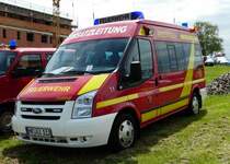 Ford Transit der Feuerwehr GILSERBERG, gesehen auf dem Parkplatz der RettMobil 2017 in Fulda - Mai 2017