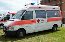 =VW LT vom BRK GROßOSTHEIM, gesehen auf dem Parkplatz der RettMobil 2017 in Fulda - Mai 2017