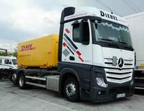 MB Actros - Hängerzug der Spedition DIEBEL rastet im April 2017 an der A 3