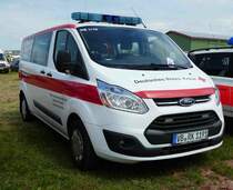 =Ford Transit vom DRK OV ALSFELD, gesehen auf dem Parkplatz der RettMobil 2017 in Fulda - Mai 2017