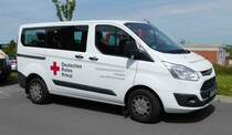 =Ford Transit vom DRK KV DORTMUND, gesehen auf dem Parkplatz der RettMobil 2017 in Fulda - Mai 2017