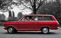 OPEL Kadett B Caravan,beim „Frühlingserwachen“ der Oldtimer-Interessengemeinschaft Grenzland, am 1.5.2017. Geilenkirchener Sportpark Loherhof.