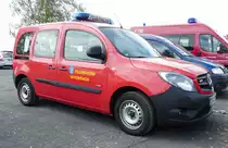 =MB Citan der Feuerwehr OFFENBACH, gesehen auf dem Parkplatz der RettMobil 2017 in Fulda - Mai 2017