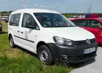 =VW Caddy der Stadt BONN, gesehen auf dem Parkplatz der RettMobil 2017 in Fulda - Mai 2017