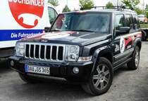 =Jeep Commander der Firma  GSG , gesehen bei der RettMobil 2017 in Fulda - Mai 2017