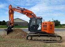 Hitachi Zaxis 225, Raupenkettenbagger aus Japan, Juli 2017