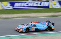 34 Tockwith Motorsports Ligier JS P217 LMP2 in Gulf-Lackierung Fahrzeug der Fahrer: Nigel Moore & Philip Hanson. FIA WEC 6h Nürburgring am 16.7.2017 Mitzieher vor der Dunlop- Kehre