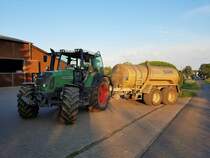 Fendt Vario 415 mit Eisele Güllefass am 21.07.17 in Maintal