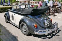 VW Käfer Cabrio auf dem Oldtimer-Treffen an der Rennbahn in Krefeld, 8.5.16