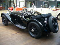 Profilansicht eines Jaguar SS 100 2.5 Litre. 1935 - 1939. Classic Remise Düsseldorf am 19.07.2017.