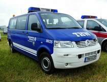 =VW T5 des THW OV BRILON, fotografiert bei der RettMobil 2017 in Fulda - Mai 2017