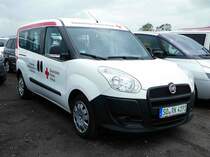 =Fiat Doblo vom DRK OV ERWITTE-ANRÖCHTE, fotografiert bei der RettMobil 2017 in Fulda - Mai 2017