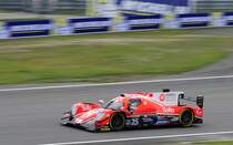 #25 Manor, LMP2 Oreca 07 (Gibson), Fahrer: Roberto González Valdez, Simon Trummer & Vitaly Aleksandrovich Petrov. Mitzieher in der Dunlop- Kehre beim FIA WEC 6h Nürburgring am 16.7.2017