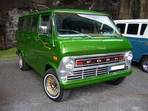 Ford Econoline Bus des Modelljahres 1973. Die Modelle der sogenannten E-Series (Econoline) wurden ab 1961 auf dem Markt platziert. Sie waren als Kleinbus oder Kastenwagen lieferbar. Auch bei den Fahrzeugen der E-Series konnte der Käufer aus etlichen Motorisierungsvarianten auswählen. Altmetall trifft Altmetall am 23.07.2017 im LaPaDu.