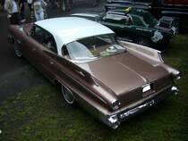 Heckansicht einer Dodge Matador fourdoor Hardtop Limousine des Modelljahres 1960. Altmetall trifft Altmetall am 23.07.2017 im LaPaDu.