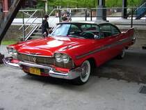 Plymouth Fury Hardtop Coupe des Modelljahres 1958. Altmetall trifft Altmetall am 23.07.2017 im LaPaDu.