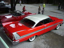 Profilansicht eines Plymouth Fury Hardtop Coupe aus dem Jahr 1958. Altmetall trifft Altmetall am 23.07.2017 im LaPaDu.