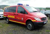 =MB Vito der Feuerwehr von KASEL, fotografiert bei der RettMobil 2017 in Fulda - Mai 2017