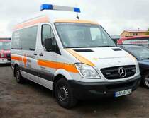 =MB Sprinter des BRK OV GARMISCH-PARTENKIRCHEN, gesehen auf dem Parkplatz bei der RettMobil 2017 in Fulda - Mai 2017