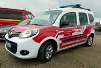 =Renault Kangoo der Werkfeuerwehr von INFRASERV HÖCHST, gesehen auf dem Parkplatz bei der RettMobil 2017 in Fulda - Mai 2017