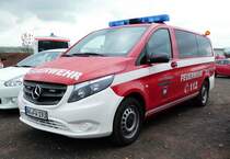 =MB Vito der Feuerwehr WISSEN, gesehen auf dem Parkplatz bei der RettMobil 2017 in Fulda - Mai 2017