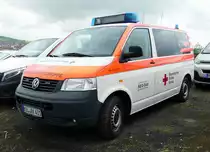=VW T 5 VOM BRK Bereitschaft KIRCHZELL, gesehen auf dem Parkplatz bei der RettMobil 2017 in Fulda - Mai 2017