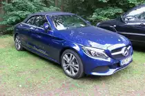 Mercedes-Benz E-Klasse Cabrio auf der Autoschau in Krefeld an der Rennbahn, 24.6.17