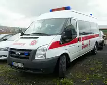 =Ford Transit der JOHANNITER, gesehen auf dem Parkplatz bei der RettMobil 2017 in Fulda - Mai 2017
