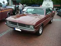 Dodge Dart Swinger Hardtop Coupe von 1970. Der V8-motor hat einen Hubraum von 5211 cm³ und leistet 230 PS. 14. US-Cartreffen am 29.07.2017 im CentroO.