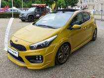 Der Kia Ceed GT auf der Autoschau in Krefeld an der Rennbahn, 24.6.17