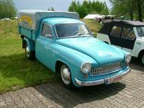 Wartburg 311 Trans auch genannt Fiedel Kastro  beim Oldtimertreffen in Auerbach Rebesgrn.Auch hier im Ort liefen frher 2 Stck dieser Wartburgs