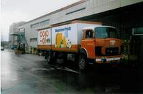 Coop Berner Oberland Nr. 1/BE 8884 Saurer in Thun, Coop Heim & Hobby