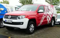 =VW Amarok vom  AWG  steht auf dem Parkplatz der RettMobil 2017 in Fulda, Mai 2017