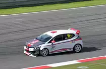 # 19, Renault Clio R.S. IV Cup, Fahrer:R.Rogalski(POL), Mitzieher beim Rennen im Rahmenprogramm des ADAC GT Masters am 5.8.2017 auf dem Nürburgring