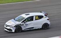 # 33, Renault Clio R.S. IV Cup, Fahrer: D.Nyffeler(CHE), Mitzieher beim Rennen im Rahmenprogramm des ADAC GT Masters am 5.8.2017 auf dem Nürburgring