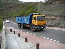 Renault unterwegs auf der Pa�strasse nach Masca/Teneriffa im Januar 2009