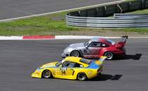 Spezial Tourenwagen Trophy, im Rahmenprogramm des ADAC GT-Masters Nürburgring am 5.8.2017. Porsche Zweikampf :14 Jörg Lorenz im Porsche dp 935 ; 16 Jan van Es im Porsche 993 GT2