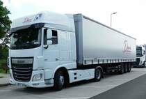 =DAF XF rastet im Mai 2017 an der A 3