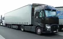 =Renault - Sattelzug rastet im Mai 2017 an der A 3