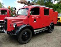 =Feuerwehrfahrzeug auf Mercedes Benz - Chassis, ausgestellt im Mai 2017 in der Burgenstadt Schlitz