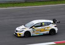 Opel Astra TCR von Lubner Motorsport Fahrer:Jasmin Preisig Nr.:17 im ADAC TCR Germany, im Rahmenprogramm des ADAC GT-Masters Nürburgring am 5.8.2017. 