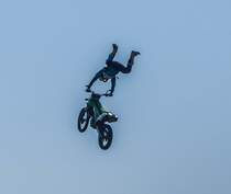 Motocross-Stunt am 26.08.2017 auf dem Hungaroring ( Rahmenprogram auf dem ETRC Rennen).