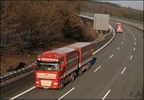 MICHELS LOGISTIK: Ein DAF XF105.460(?) der Spedition Michels ist bei L�denscheid in Richtung Heimat unterwegs. (15.01.2009)
