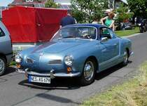 =Karmann Ghia, verlässt die Oldtimerausstellung in Thalau im Mai 2017